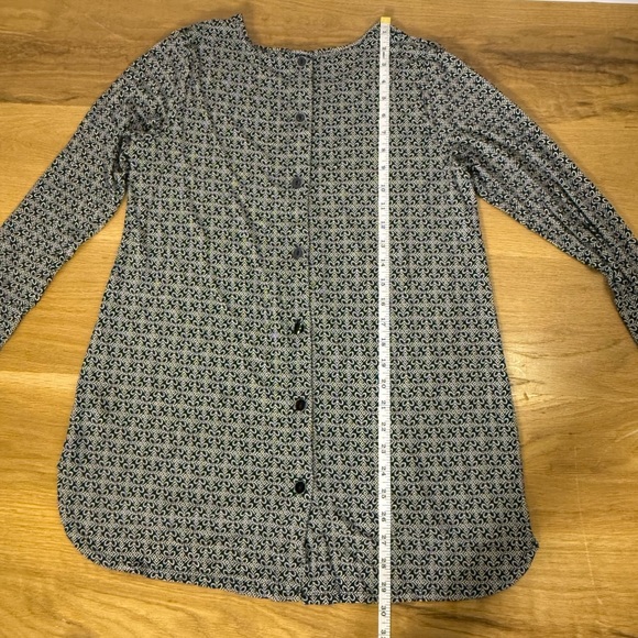 J.Jill Long Sleeve Top Black & White Print flowy Tunic style Women's Size Small - Picture 5 of 8